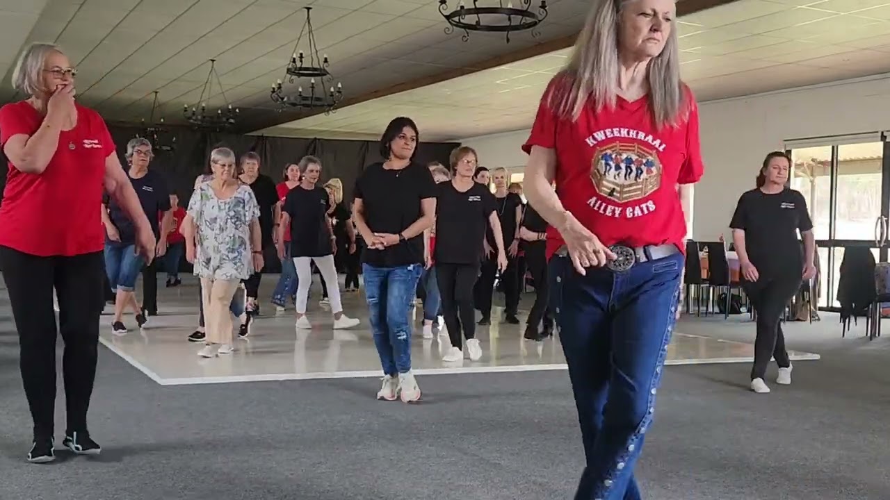 Teaching: Doodles - Line Dance Social, 18 October 2025