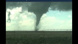 🔴 LIVE: Dangerous Derecho Threat in Texas – Widespread Damaging Winds & Tornadoes Possible Tonight