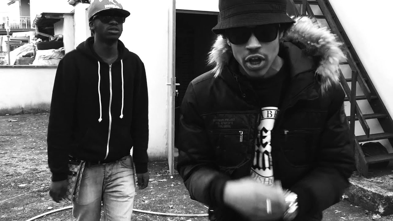 Chapo x Carter Taylor (RLS) - In The Hood auf YouTube ansehen Chapo x Carter Taylor (RLS) - In The Hood auf YouTube ansehen