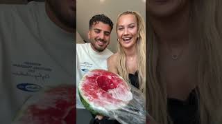 Müsst ihr unbedingt nachmachen 😋🍦🍉 #selinaundharoon #couple #wassermelone #eis #￼ #beziehung