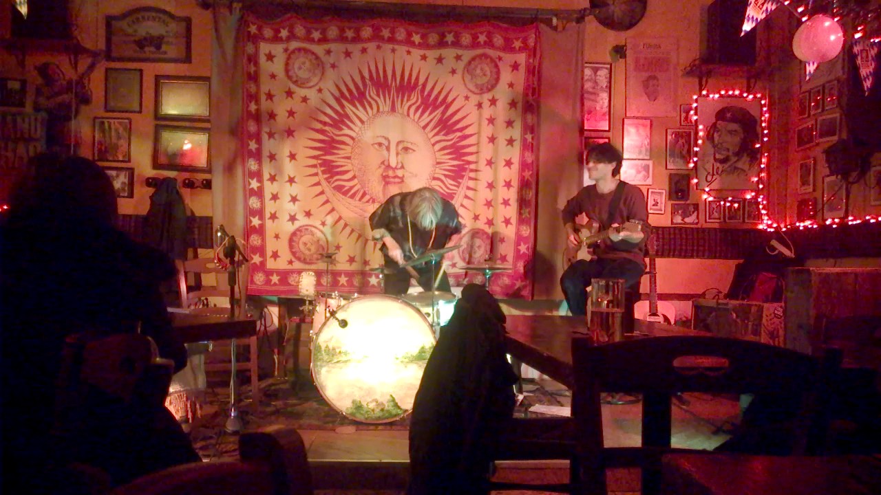 Oscar Abelli drummer