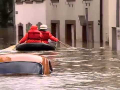 Moselhochwasser steigt auf 8,20 m an. Traben-Trarbach, Ürzig, Kröv, Kinheim, Enkirch und Reil