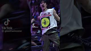 The boyz Eric edit 그는 너무 섹시해요