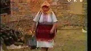 Vaska Ilieva - Macedonian Folk Singer - "Izlegol neve peo" chords