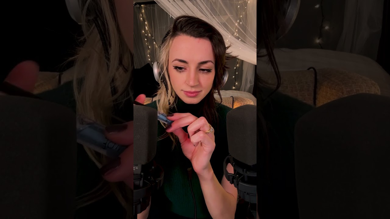 ASMR | Lip Gloss Sounds ♡ #asmr #shorts #fyp #lipgloss #makeup