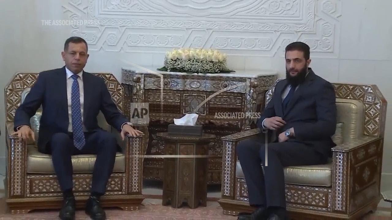 Iraqi security chief meets Syria's rebel leader in Damascus