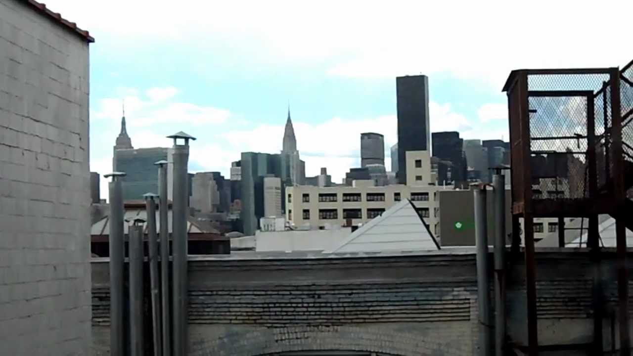 Long Island City photo/TV/film studio for day rates