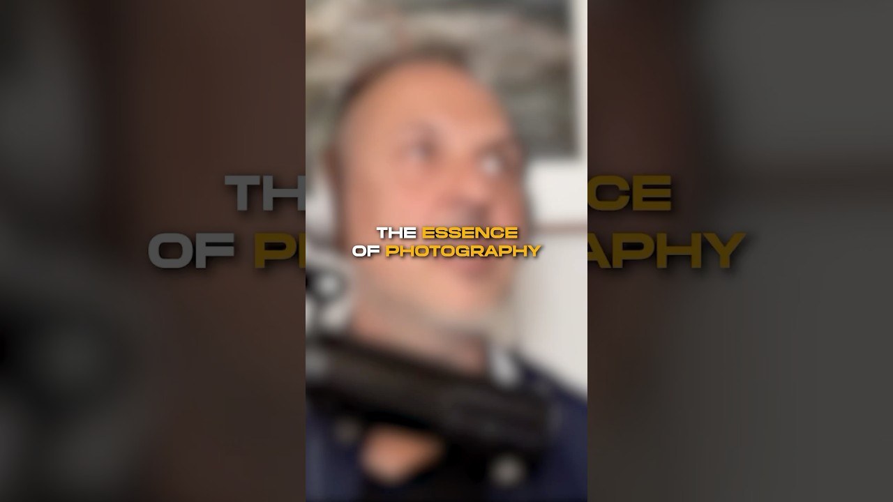 How can a picture capture history?