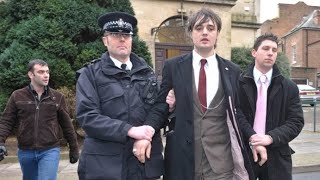 Famous MINDING PETE DOHERTY IN PRISON AND SELLING PICS TO THE SUN?! Profile