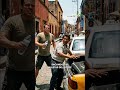 Turista estadounidense ataca a taxista en México tras discusión