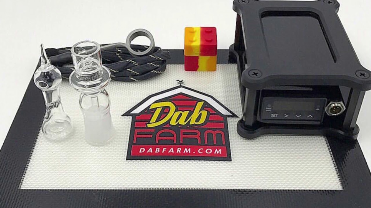 HUGE Dab Of Honey Oil Shatter! 4K Melt Shot In Super Slow Motion On The eBoss XL Quartz E-nail Kit!