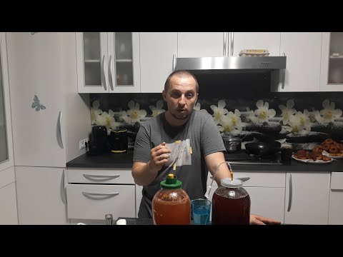 СЛЕДУЮЩИЙ ЭТАП В ПРИГОТОВЛЕНИИ МЕДОВУХИ С ЯГОДАМИ