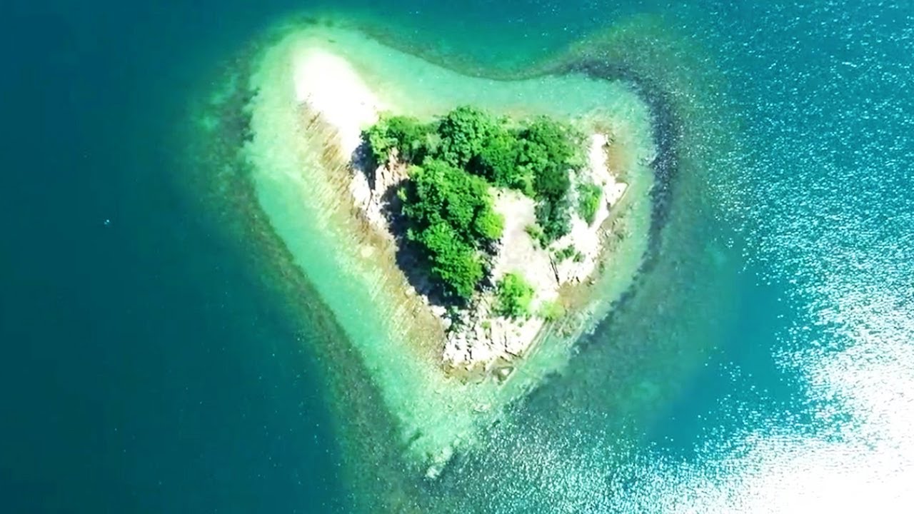鳴門沖に浮かぶハートの島 鏡島 Youtube 鳴門沖に浮かぶハートの島 鏡島 Youtube