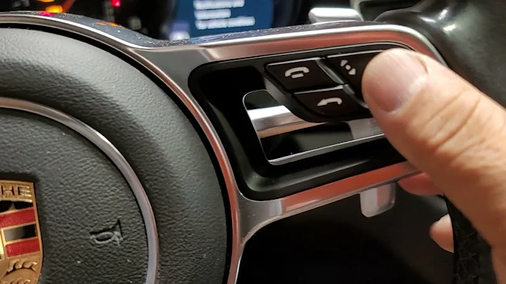 2018 PORSCHE MACAN. OIL LEVEL CHECK