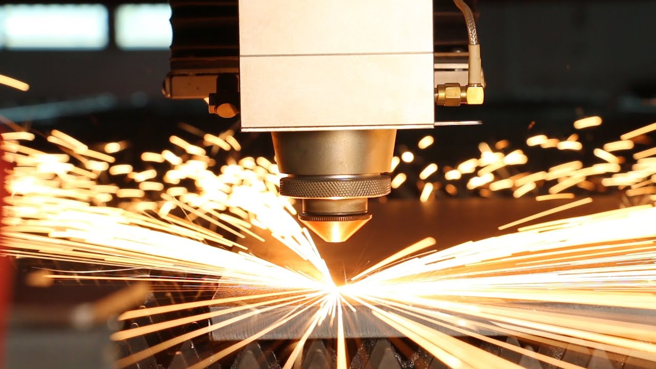 BS laser 1000W 12000W machine cutting vedio 推广用切板视频11 23