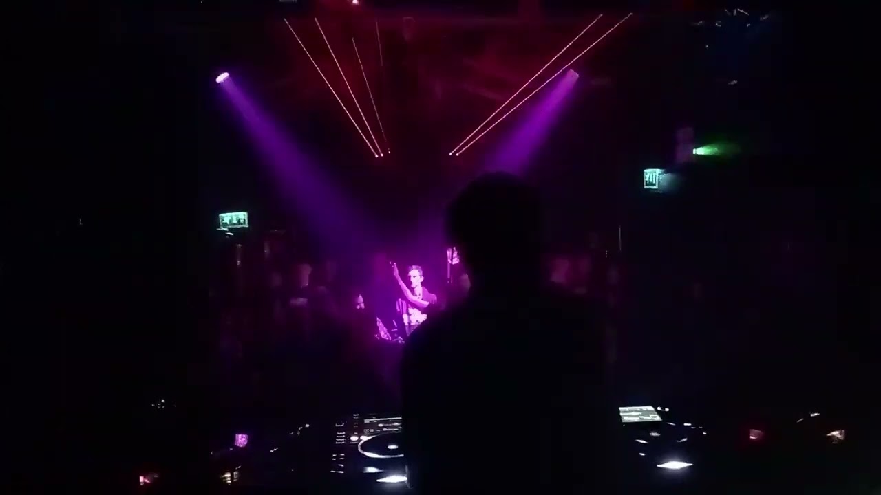 Hardcore/Happy Jungle Bangers.