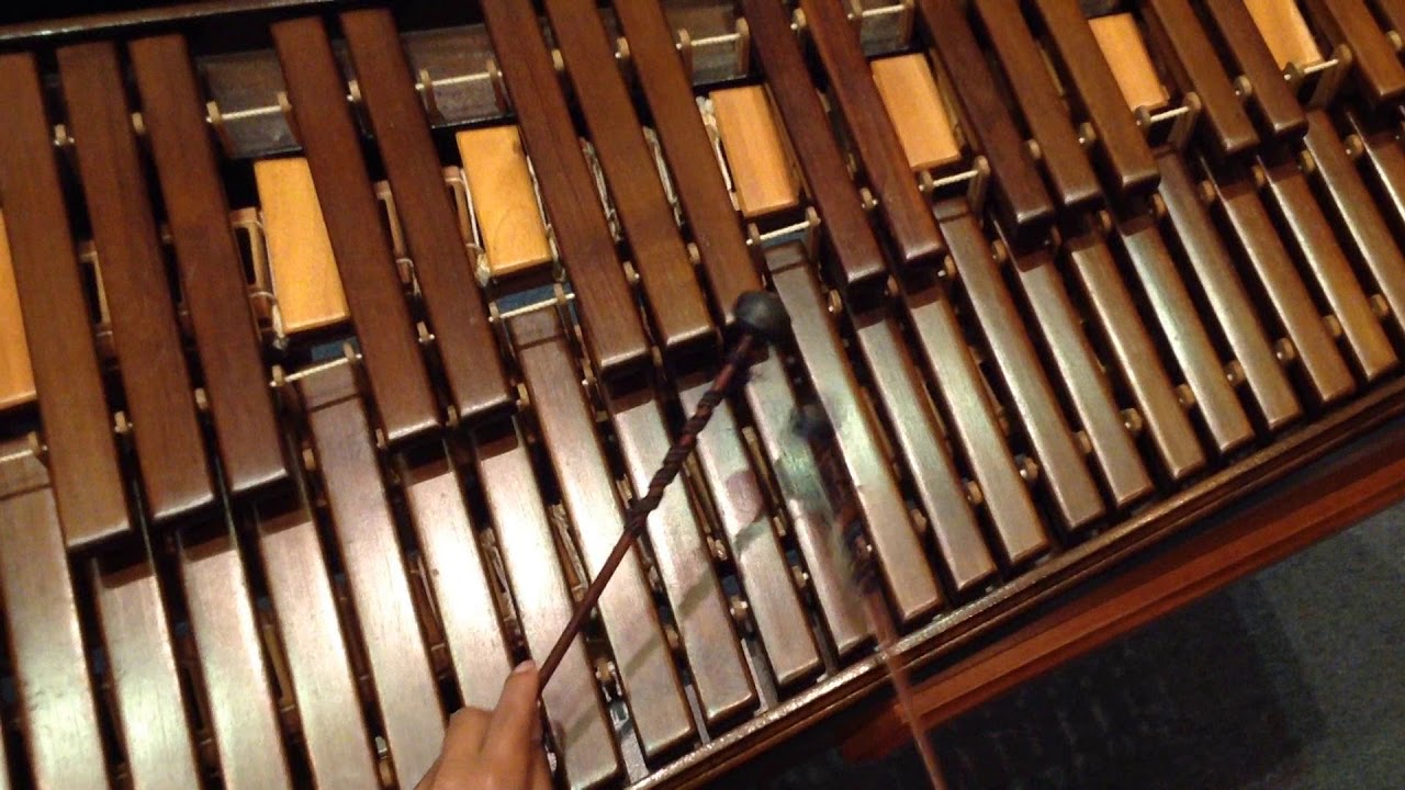 Luna de Xelajú: Primeras - YouTube