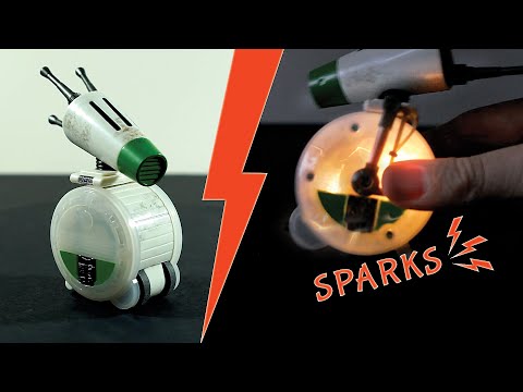 Spark & Go D-0 Robot - Star Wars The Rise of Skywalker Rolling Droid Toy