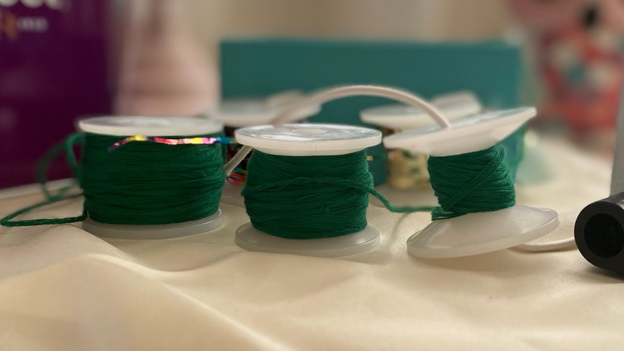 خيط واحد من التلي يعادل من ست الى تسع خيوط عاديه من نوع واحد ولون واحد ، قطن او حرير كله جميل