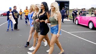 Charlie Sheen with Beautiful Models in Australia - Ultra Tune Behind The Scenes