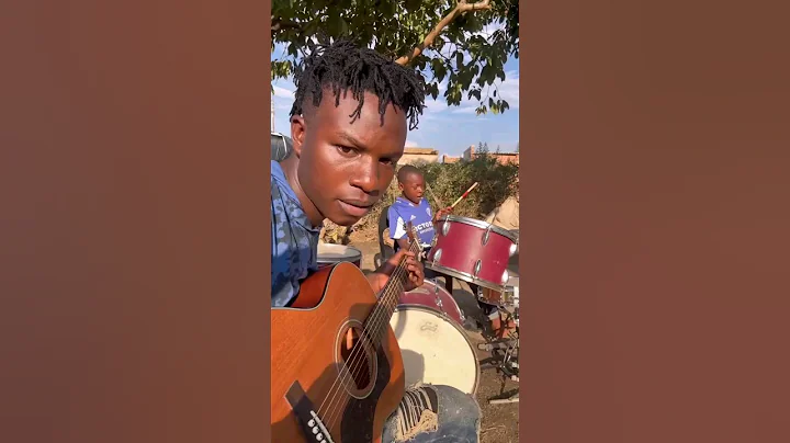 Atleast I tried to communicate with the drummer 😃