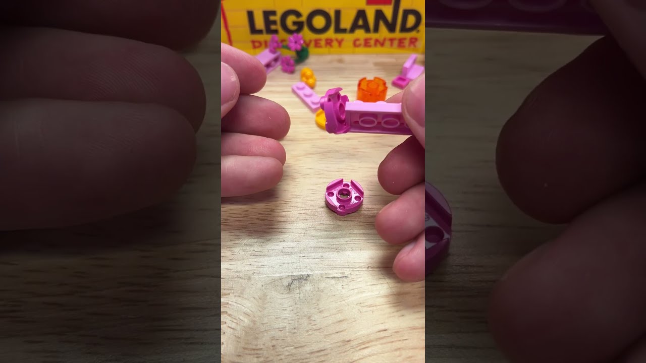 Separating LEGO Plates And Or How To Build An Axolotl