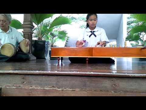 ประกวดดนตรีไทยอัสสัมช้ญธนบุรี เครื่องดนตรีจะเข้