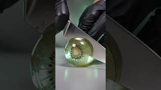Satisfying squishy glass kiwi🔪🥝