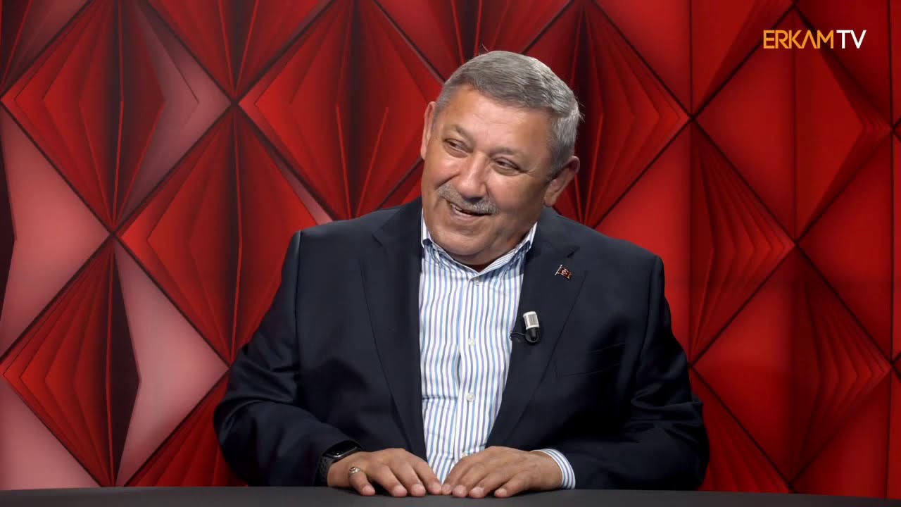 Torunları M. Sami Kirazoğlu'nun Hatıralarıyla Mahmud Sami Efendi Hazretleri.