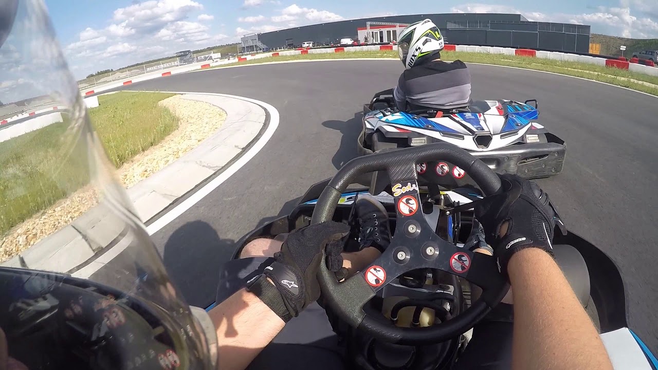 Arena E - GoKart Outdoor Motorsportarena Mülsen mit Zweikampf