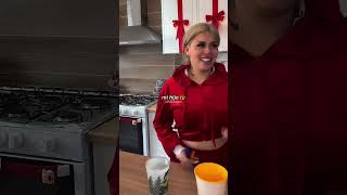 Si Le Atino Mona Y Geros