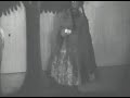 Exhibición de trajes en la Asociación de Artistas Aficionados