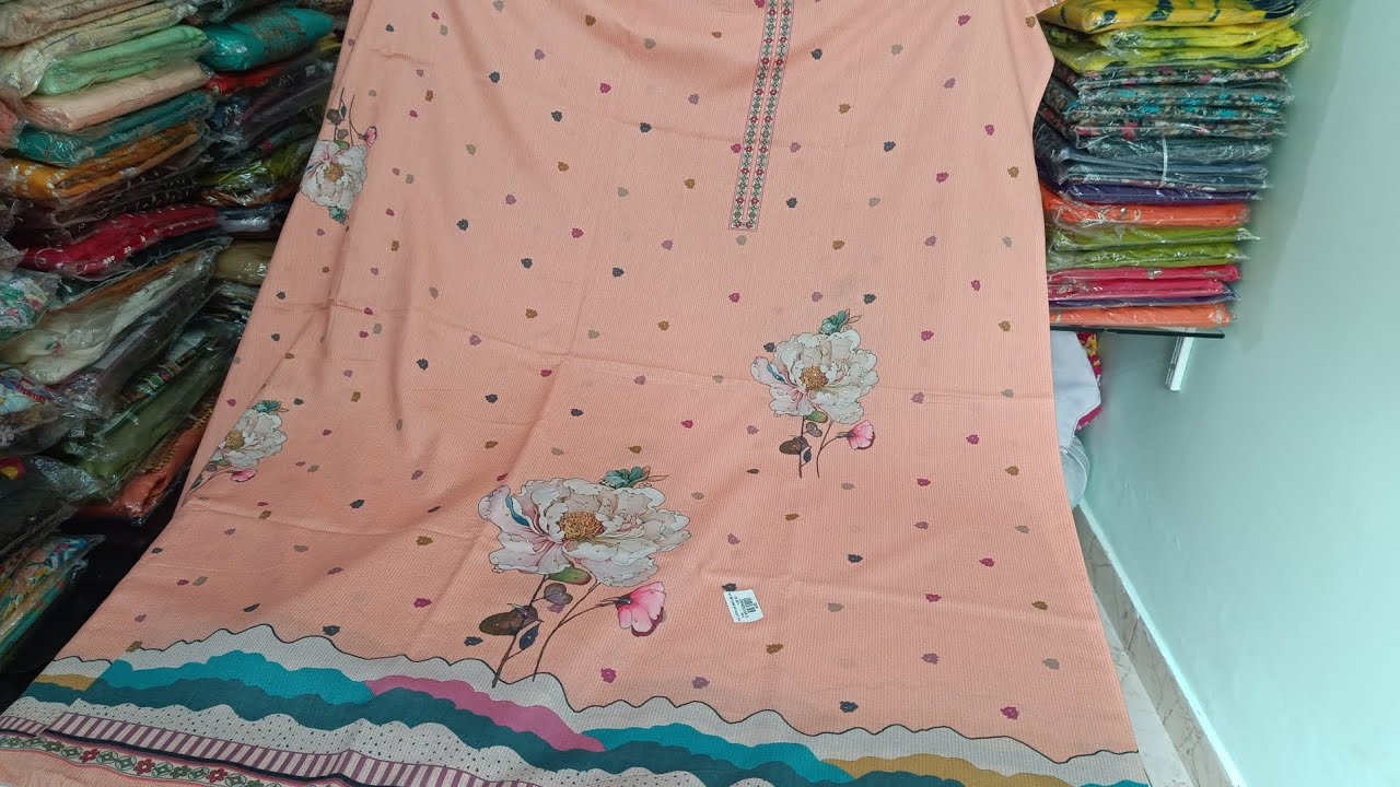 #garmiyon के सस्ते सूट👌 #7988064865 #newdesign के साथ @durgacollection 