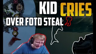 Kid Cries Over FOTD Steal In Sea of Thieves
