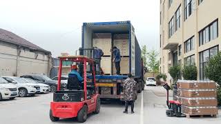www.ultraspare.com. Loading a container of forklift parts for our client, 21 of April, 2023