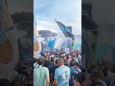 Video Libertà, migliaia di tifosi della Lazio a Ponte Milvio: la grande manifestazione contro Lotito