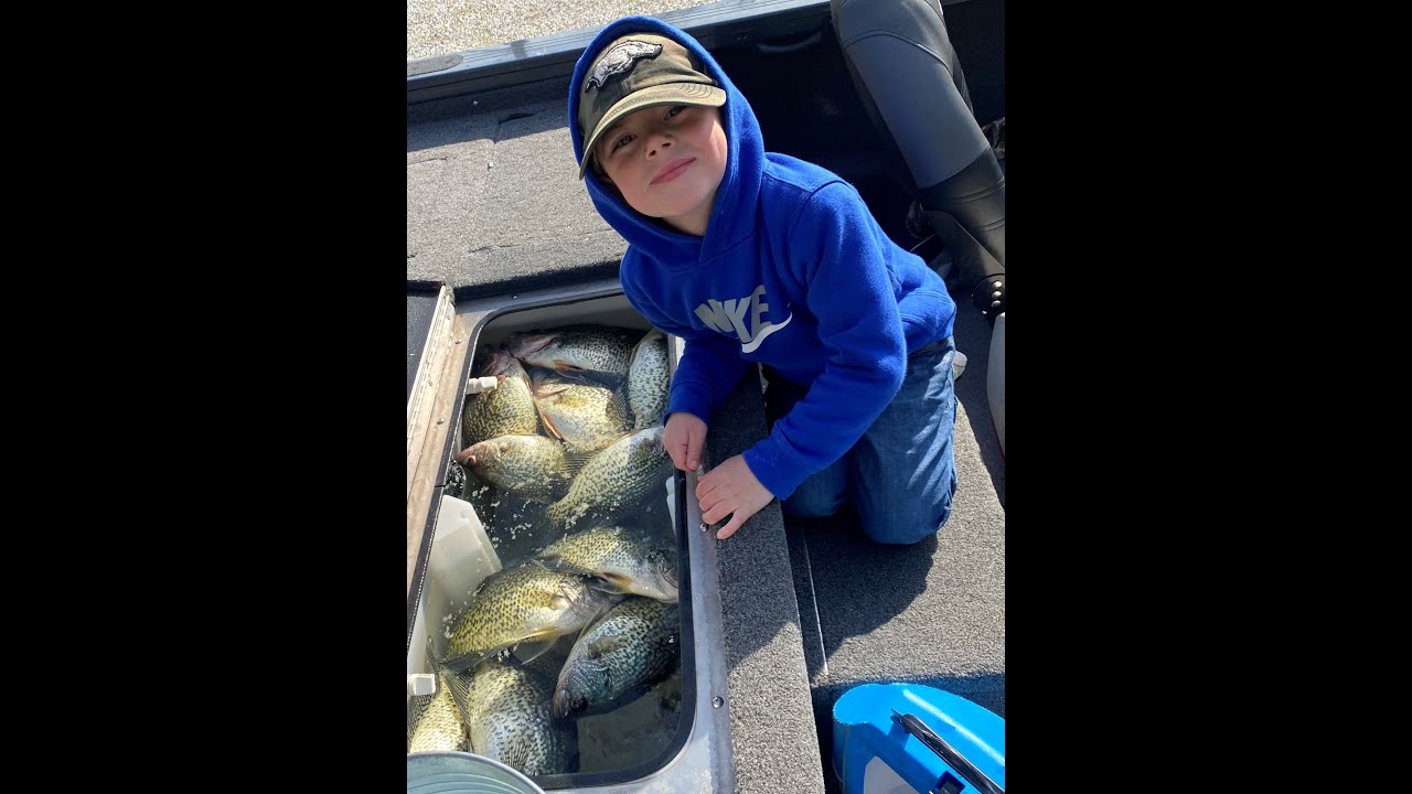 Winter Crappie Fishing on Bull Shoals Lake YouTube
