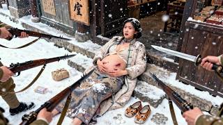 日軍當街殺害孕妻，卻不知道自己惹上了最可怕的男人！槍槍爆頭全殲敵軍！⚔️ 抗日 MMA _ Kung Fu #action  #女特工電影 #槍戰 #動作 #抗日電影