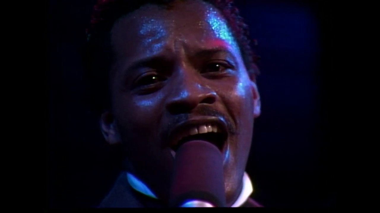Alexander O'Neal Performs "A House Is Not A Home" on Night Times Variety Show (Edited)