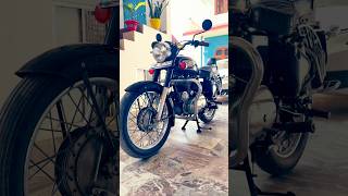Cinematic B Roll of Bullet Standard cast iron engine 350cc #shorts #royalenfield #bullet350