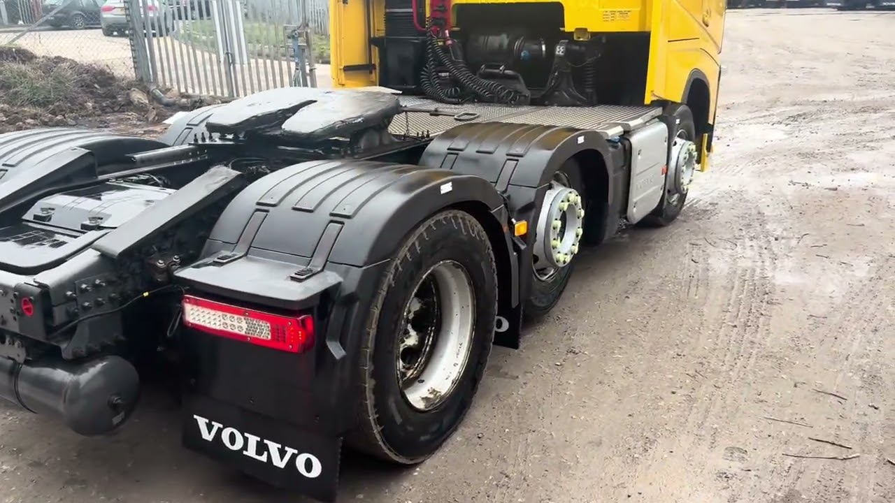 Volvo FH 6x2 tractor unit PK70 LNH