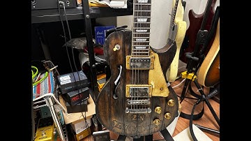 Just Play Guitar 395 (with Martper Guitars Les Paul Jack Daniel