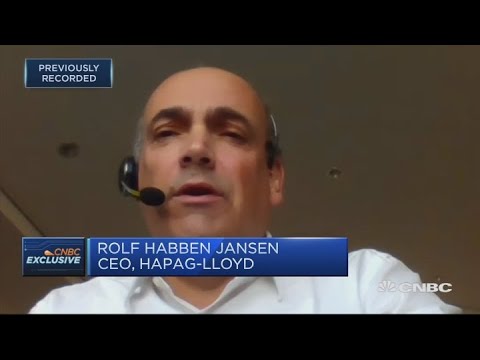 Hapag-Lloyd CEO: Don't expect global trade to 'fall off a cliff' in coming weeks