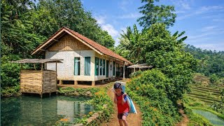 Download Lagu LAGI VIRAL DI GARUT, PERKAMPUNGAN UNIK DI LERENG BUKIT RAWAN LONGSOR, TAPI PESONA ALAMNYA INDAH MP3