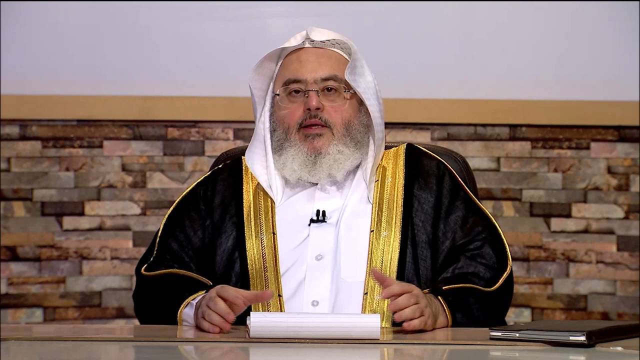 58 - أحكام الصلاة على الكراسي - 1437/7/26