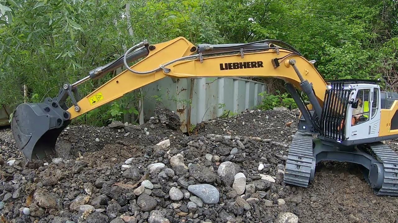 LIEBHERR 945