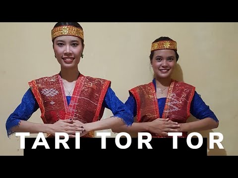 TARI TOR TOR DI PESTA BONA TAON BORU BERE MARGA NAINGGOLAN ADAT BATAK SUKAJADI PEKANBARU RIAU KEREN