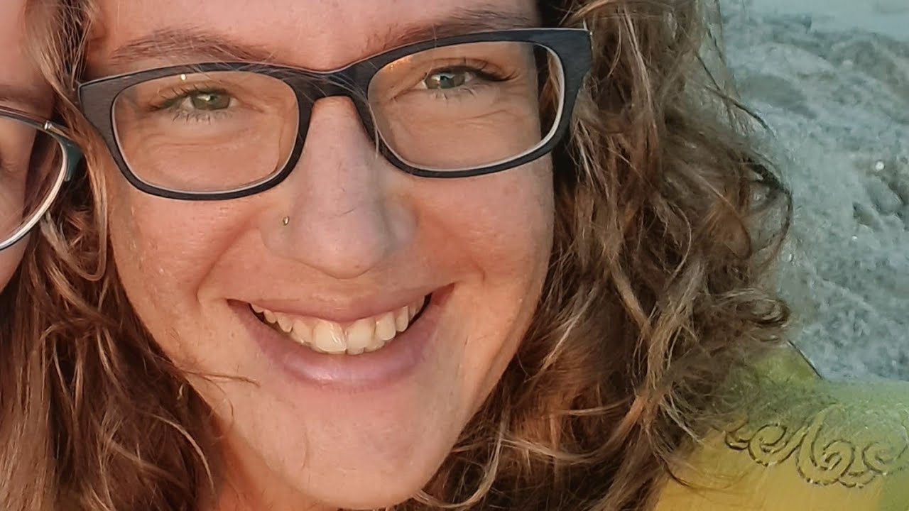 Annika Becker AsiaExchange Application 1min Self-Introduction