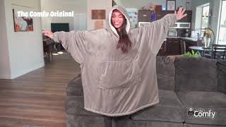 Pull your legs into fluffy wearable blanket to cover yourself completely on the couch - Comfy by Hot Products Central 37 views 1 year ago 1 minute, 34 seconds