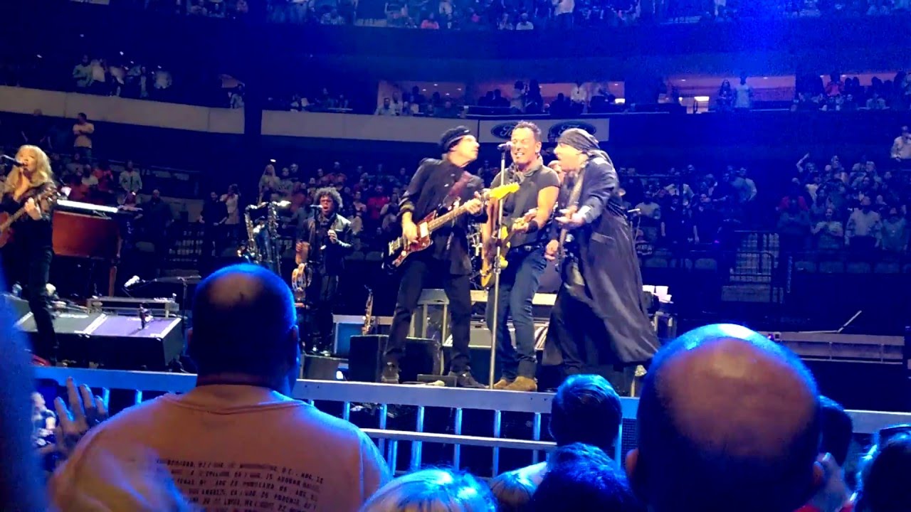 Bruce Springsteen and the E Street Band Dallas TX Meet Me In The